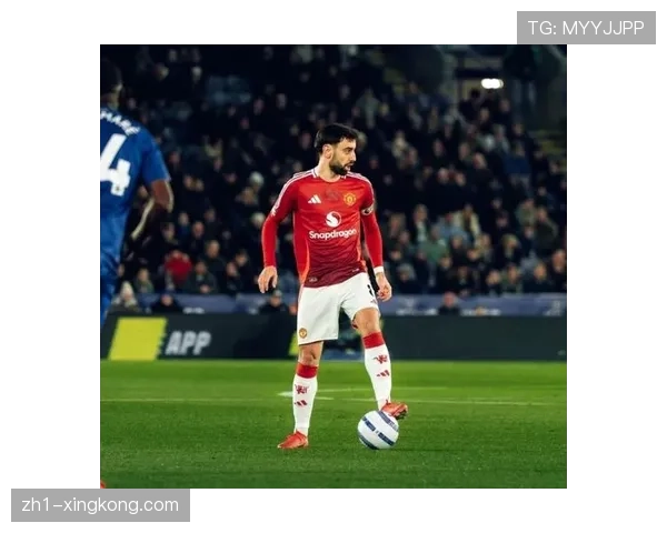 曼联B费场均跑动12.3公里 但高强度冲刺占比仅28% 曼联B费场均跑动12.3公里 但高强度冲刺占比仅28%